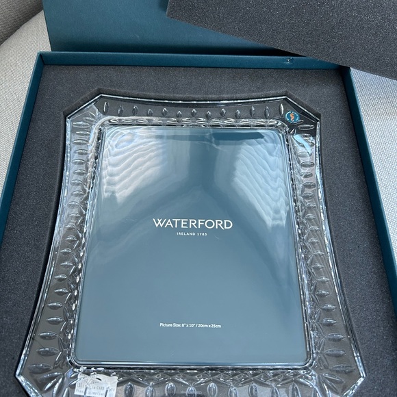 Waterford NEW Lismore Crystal photo frame 8 x 10 - Picture 4 of 6